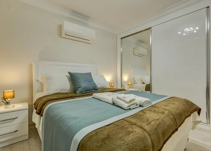 Paris 4*